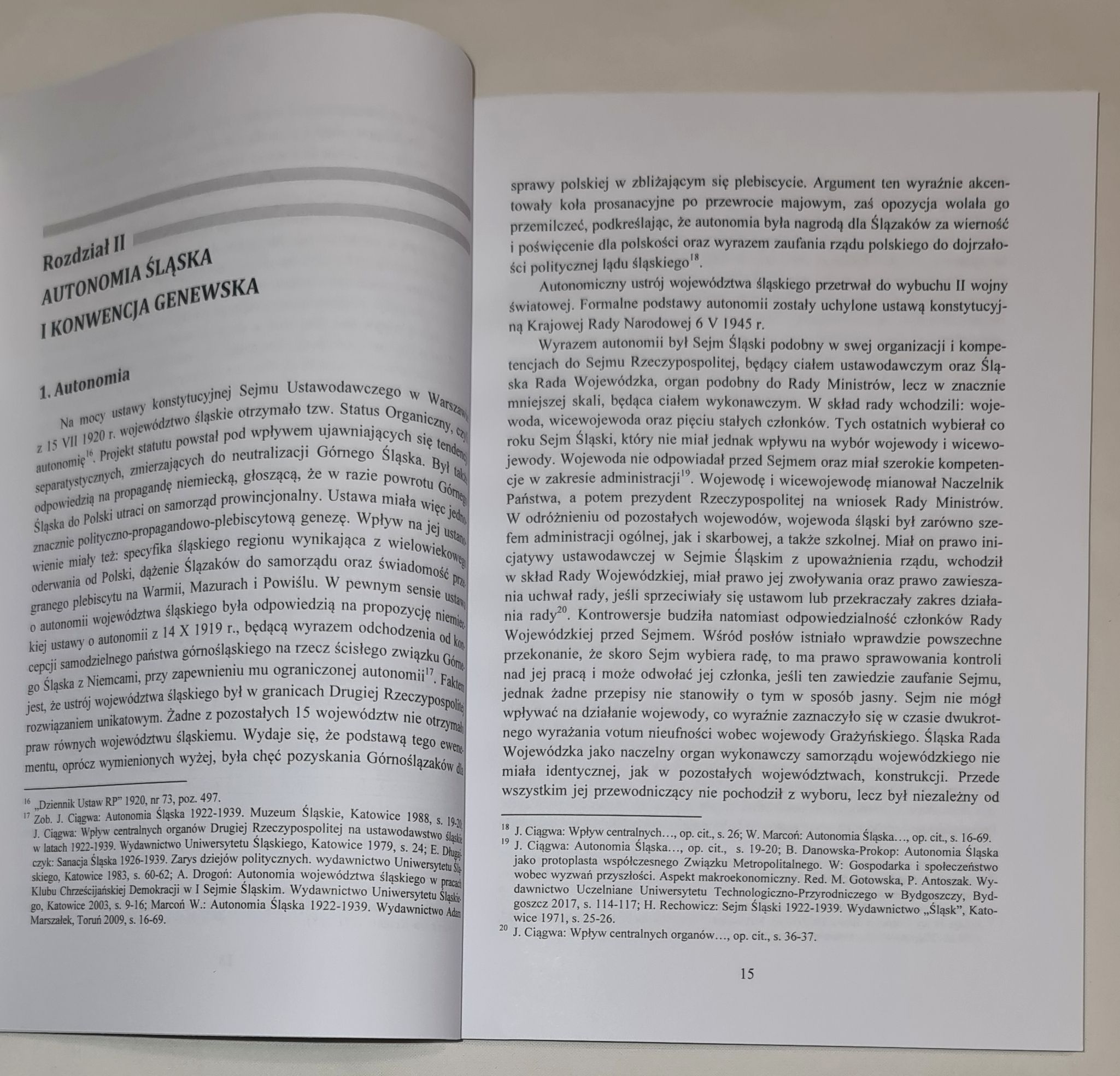 Wybrane problemy ekonomiczno-społeczne i polityczne na Górnym Śląsku w latach 1922-1939 (źródła regionalizmu)