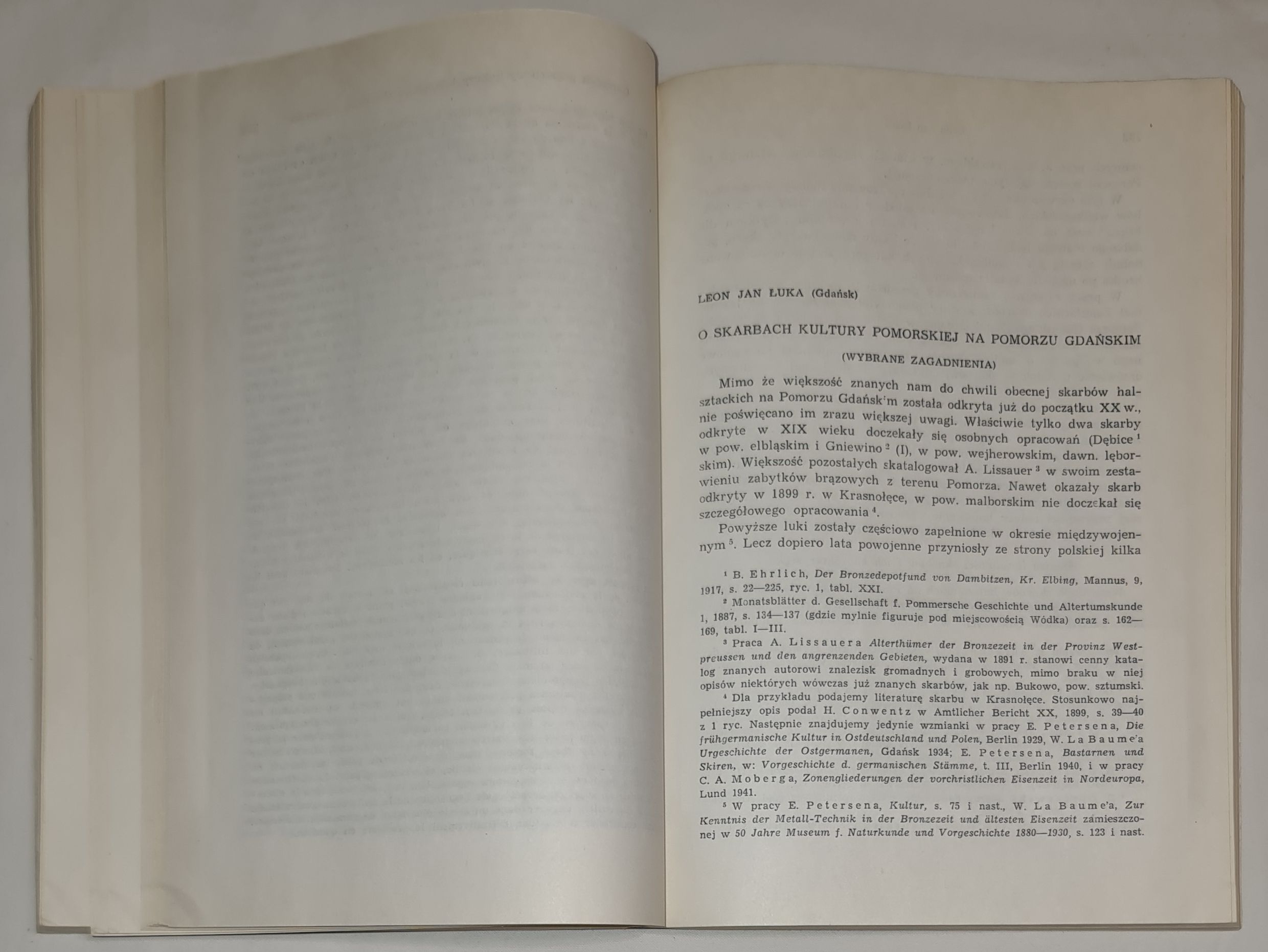 Munera archeologica Iosepho Kostrzewski quinquagesimum annum optimarum artium studiis deditum peragenti ab amicis collegis, discipulis oblata